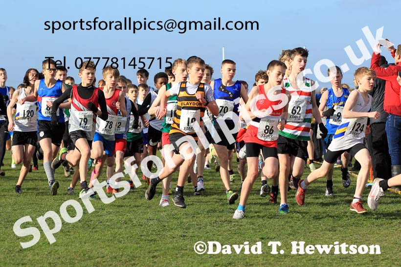 Boys under-13s 2022 Northern Cross Country Champs., Pontefract. Photo: David T. Hewitson/Sports for All Pics